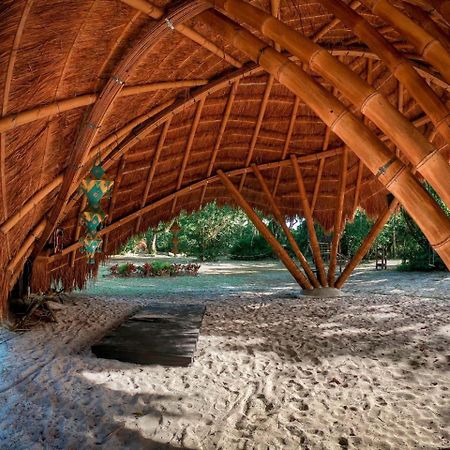 Namaste Pousada E Camping Cananéia Eksteriør billede